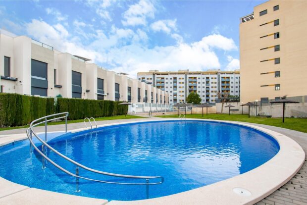 property image #3