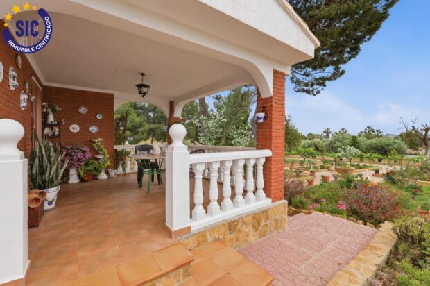 property image #3