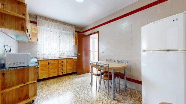 property image #4