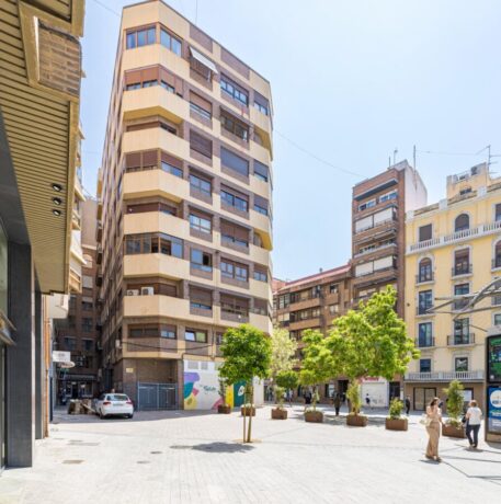 property image #2
