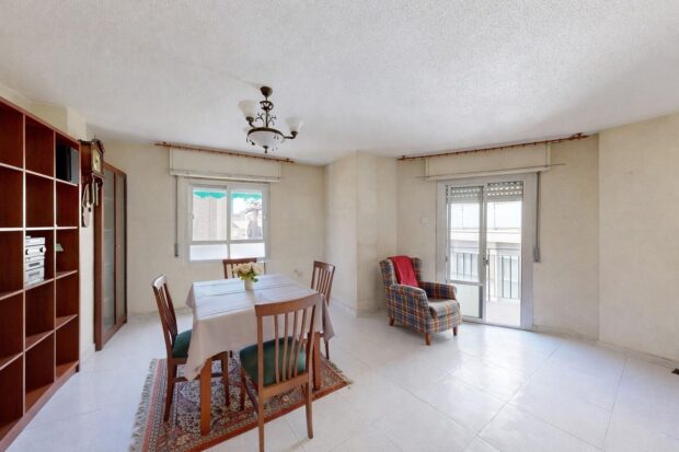 property image #1