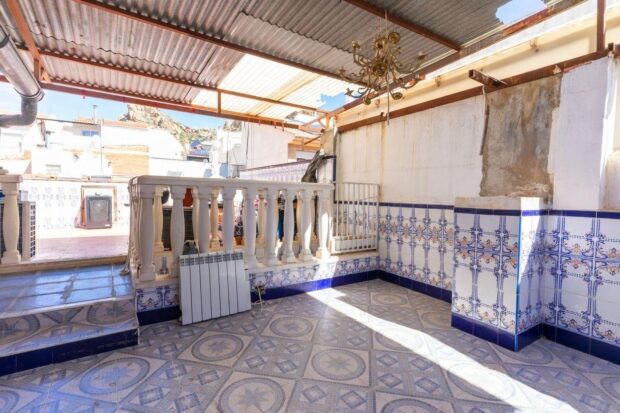 property image #2