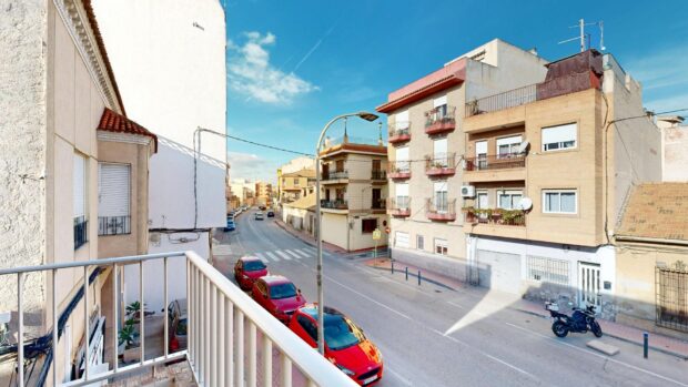 property image #0