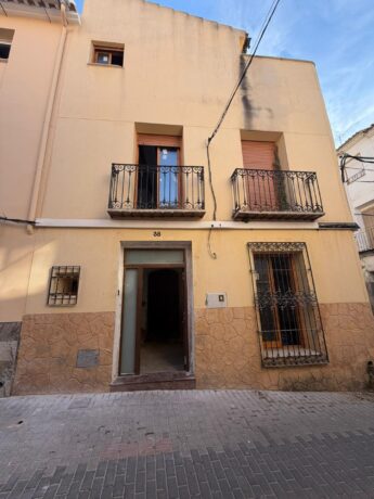 property image #0