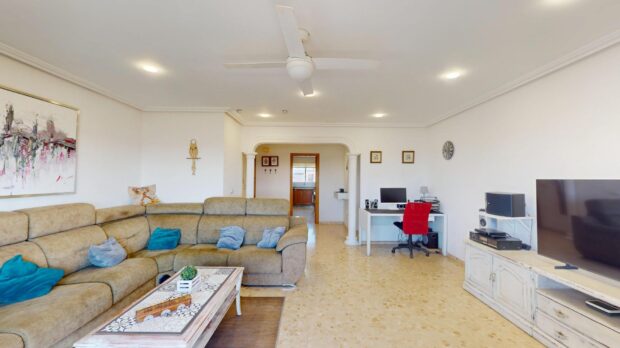 property image #3