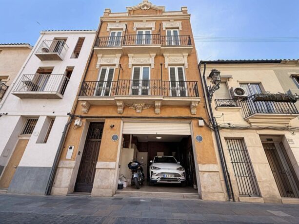 property image #0