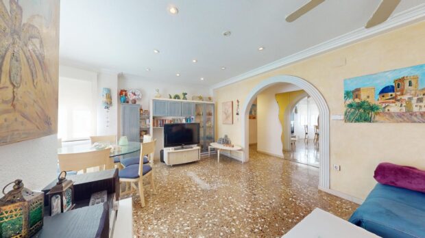 property image #3