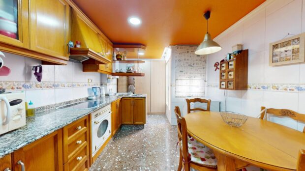 property image #0
