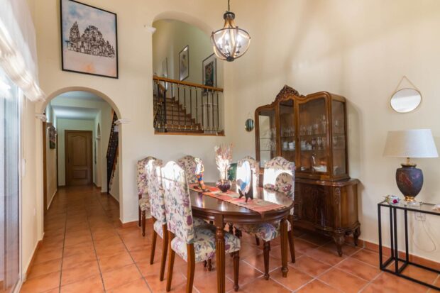 property image #3