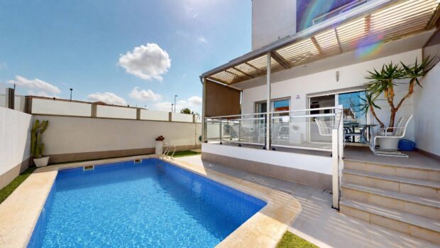 property image #1