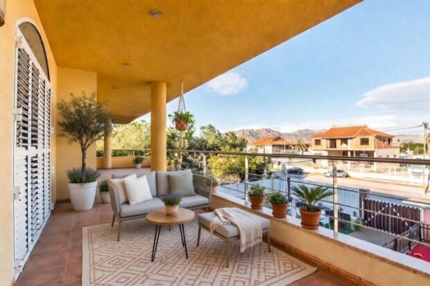 property image #0