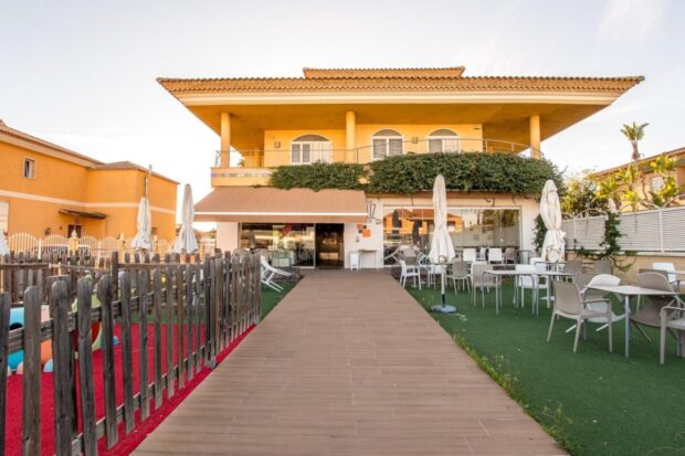 property image #3