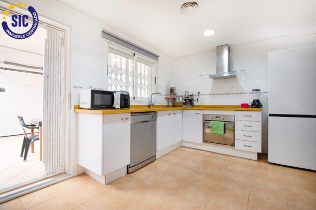 property image #0