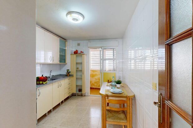 property image #2