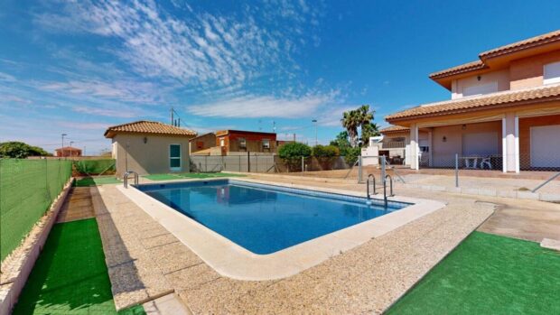 property image #0