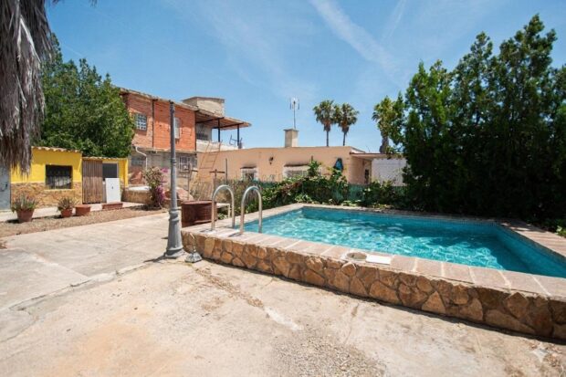 property image #2