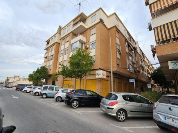 property image #0
