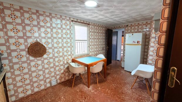property image #3