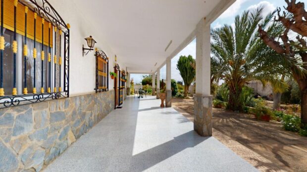 property image #1