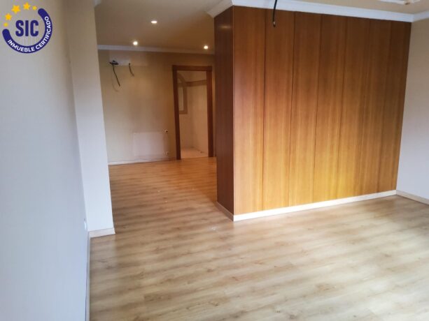 property image #3