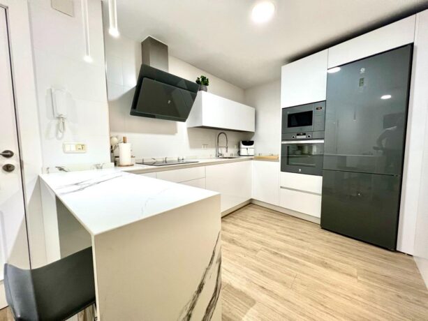 property image #3