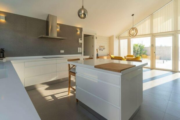 property image #3