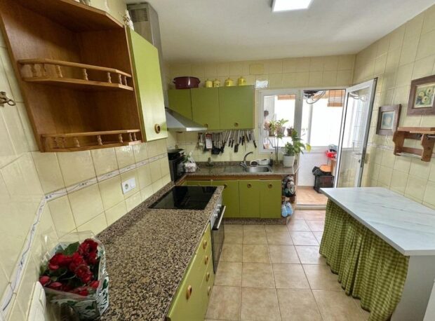 property image #3