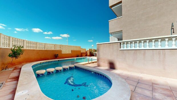 property image #1