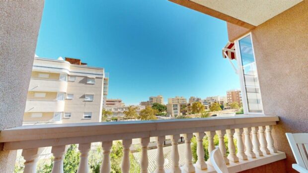 property image #3