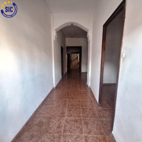 property image #0