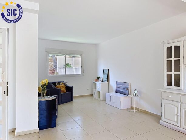 property image #2