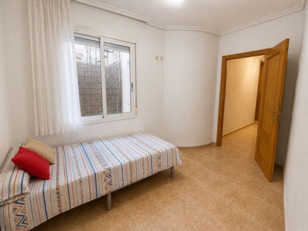 property image #3