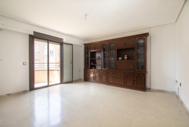 property image #1