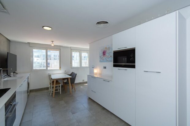 property image #3