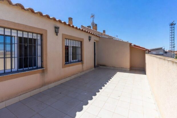 property image #1