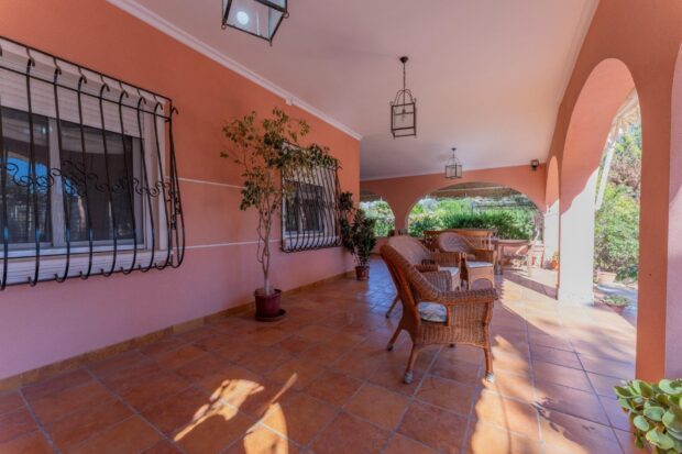 property image #3