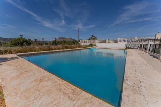 property image #1