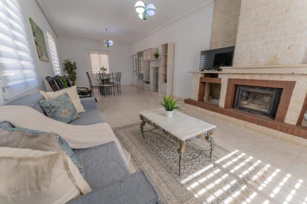 property image #2