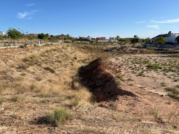 property image #3