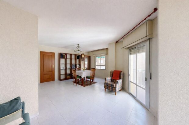 property image #4