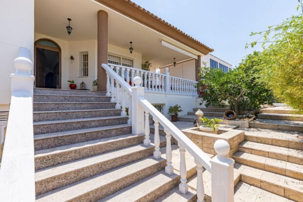 property image #1