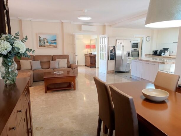 property image #3