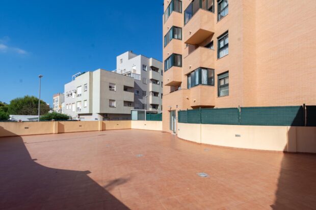 property image #3