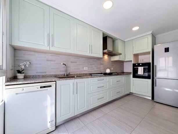 property image #0