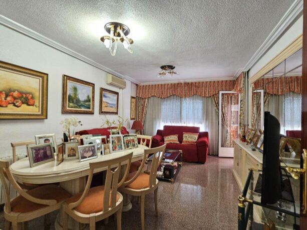 property image #0