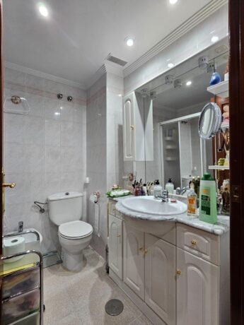 property image #3