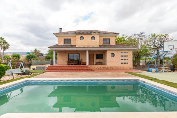 property image #0