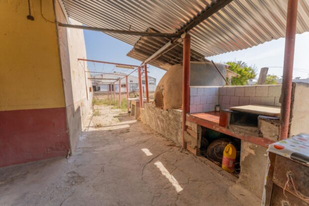 property image #3