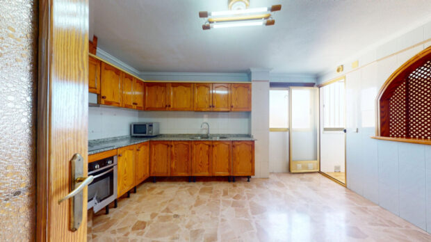property image #4