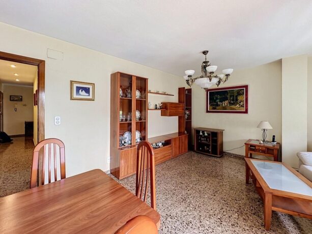 property image #3